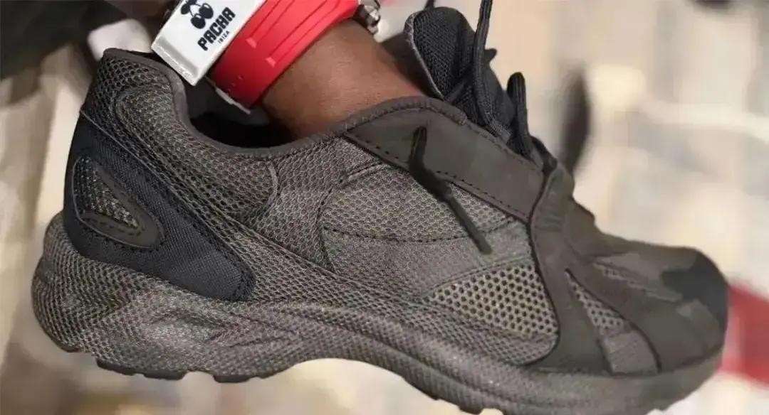 yeezy水蜜桃与Adidas合作_YEEZY 800回归_YEEZY Slide 01新配色